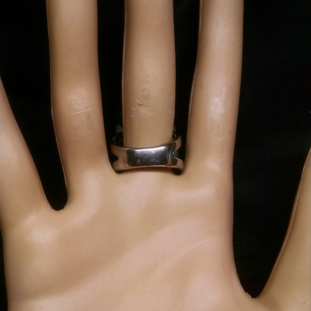 Beautiful Turquoise Color Extra Large Stone Ring - Picture 5 of 5